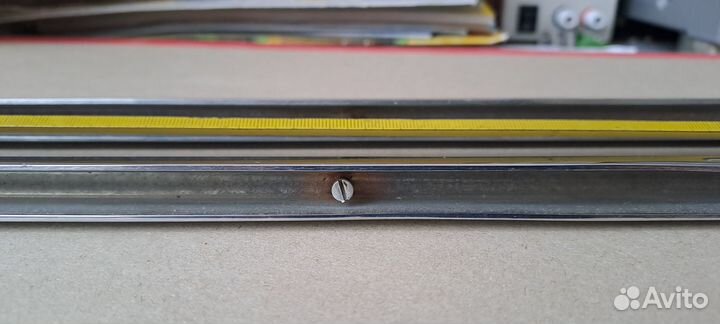 Верхний молдинг крыла для газ-21 