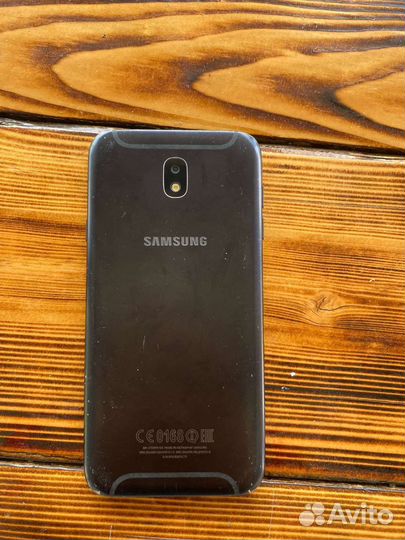 Телефон Samsung j7 2017