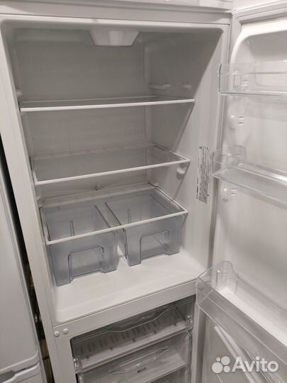 Холодильник indesit 170см