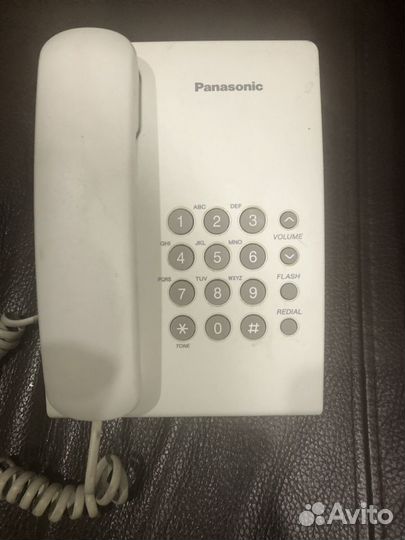 Телефоны стационарные белый, чёрный