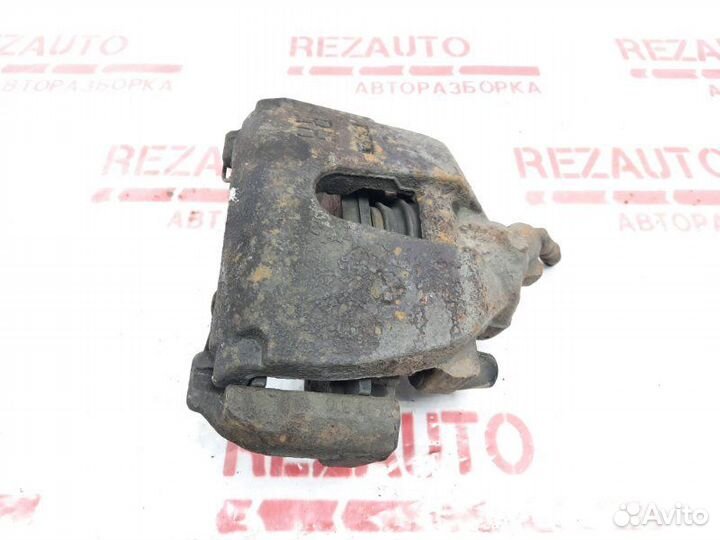 Суппорт тормозной передний правый Mazda Mazda3 BK