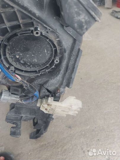 Фара nisssn serena c26,hc26