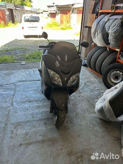 Продам Honda Forza