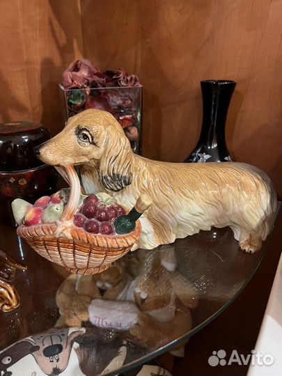 Фигурка таксы