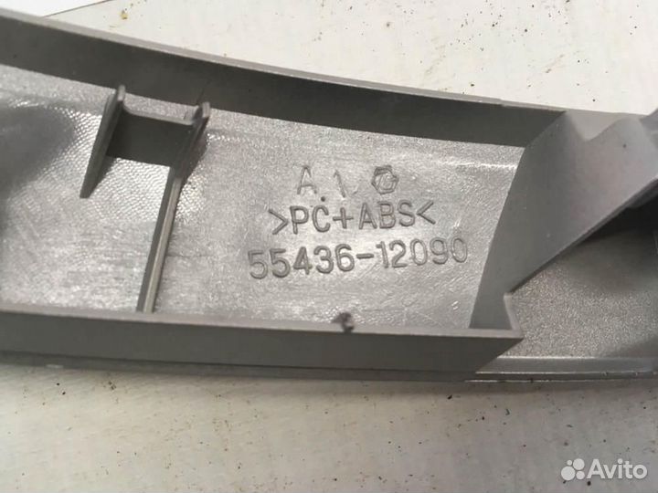 Накладка декоративная для Toyota Corolla 10 2006