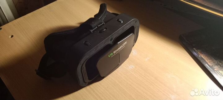 Очки виртуальной реальности для телефона
