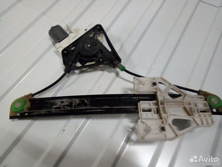 Стеклоподъемник Audi A1 caxa