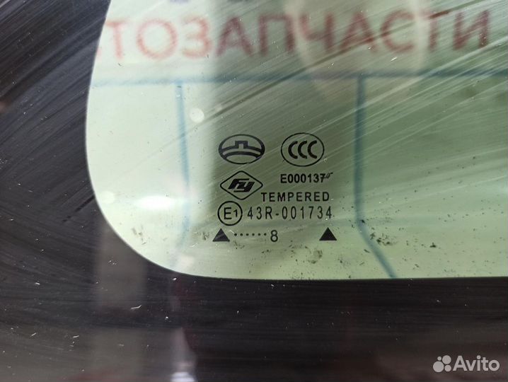 Стекло кузовное глухое правое Great Wall Hover 540