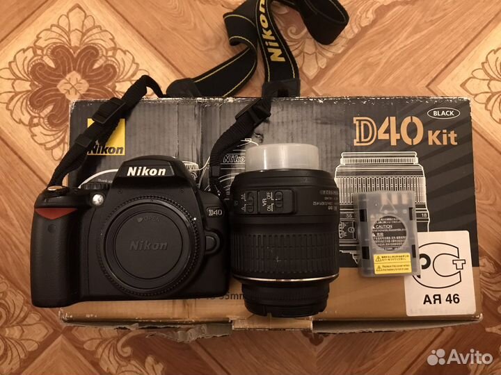 Зеркальный фотоаппарат nikon d40