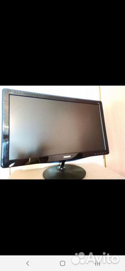 Монитор Philips 22