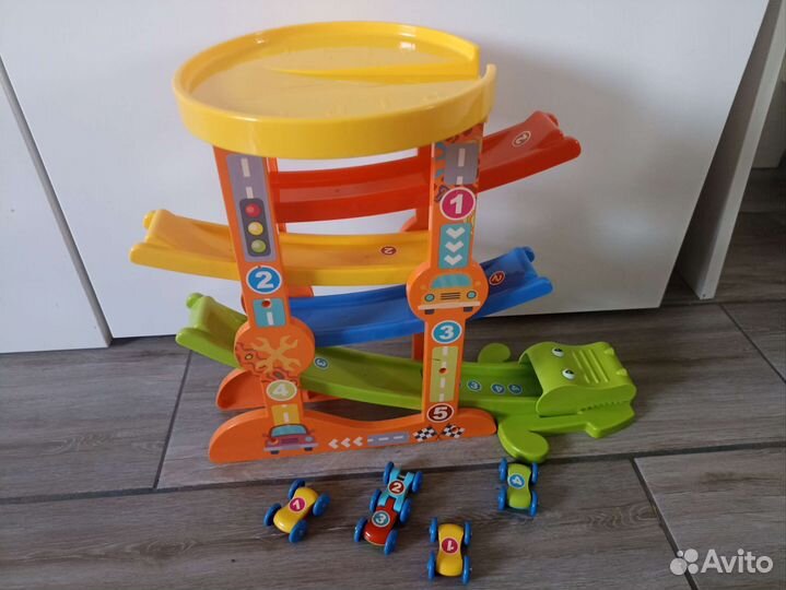 Трек горка крокодил с машинками в хор состоянии