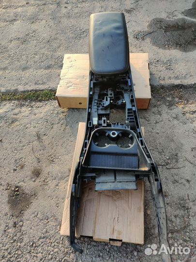 Бардачок между сидений BMW X3 F25