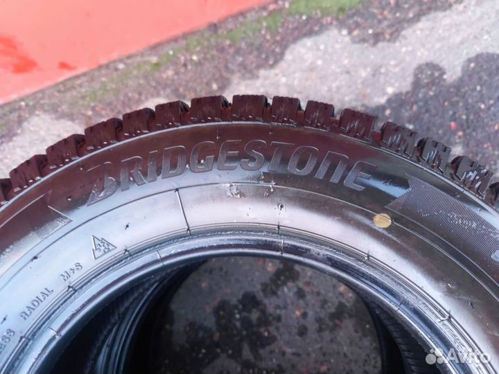 Bridgestone Ice Cruiser 7000S 175/70 R13 82T