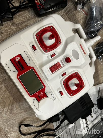 Квадрокоптер Syma X8HG с камерой