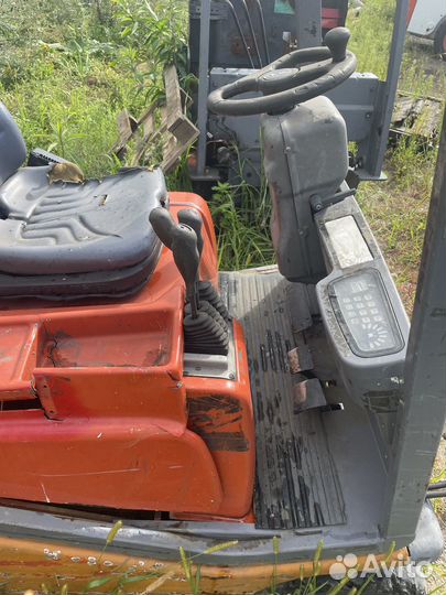 Погрузчик электрический на запчасти BT Toyota