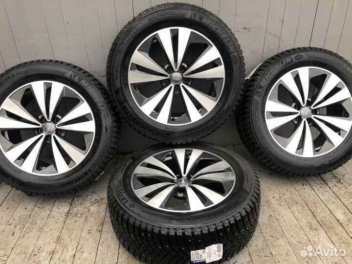Оригинальные колеса на Audi Q8 / Q7 4M R19