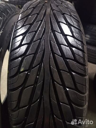 Tyfoon All Season 215/70 R16 100H