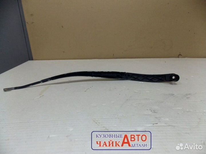 Поводок дворника правый Kia Magentis MG