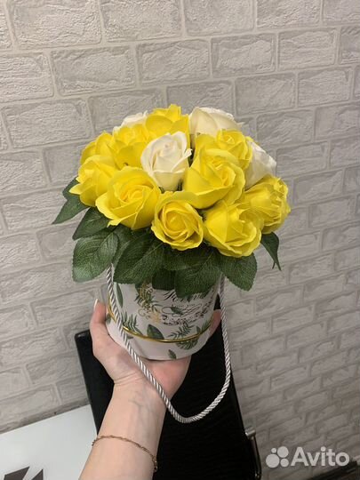 Букеты и композиции из неувядающих роз