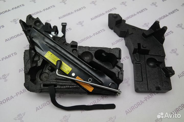 Домкрат audi Q7 2009-2015