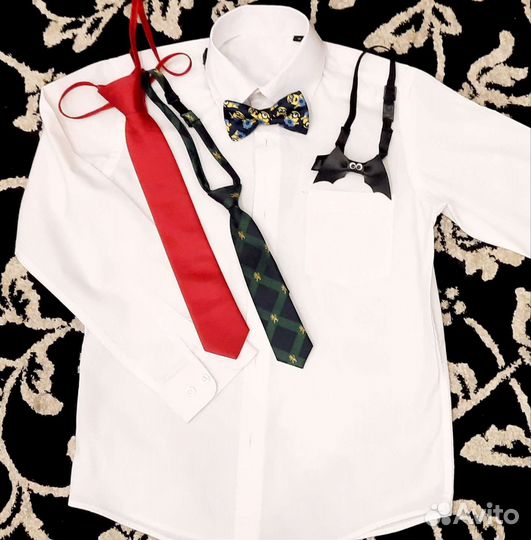 Рубашка, галстуки, бабочки