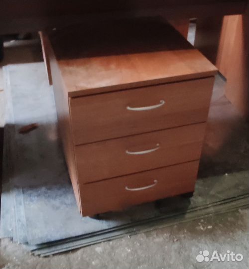 Офисная мебель бу