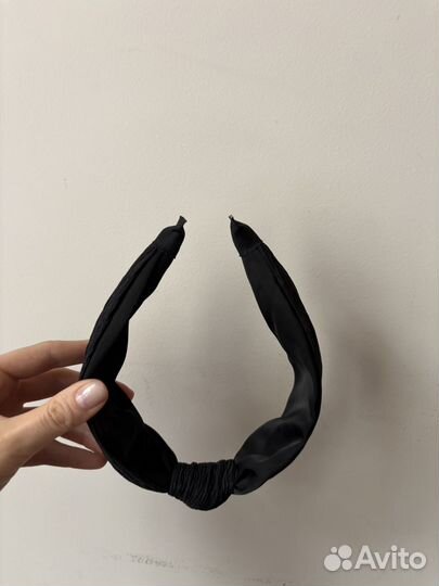 Ободок для волос с узлом