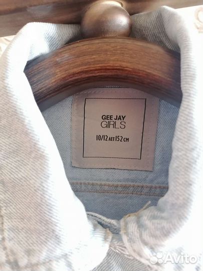 Джинсовая куртка gloria jeans для девочки