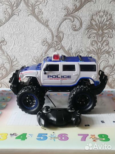 Внедорожник на радиоуправлении