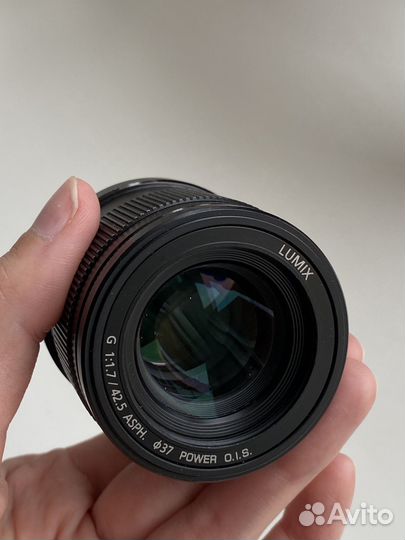 Объектив panasonic lumix 42,5mm, f1.7