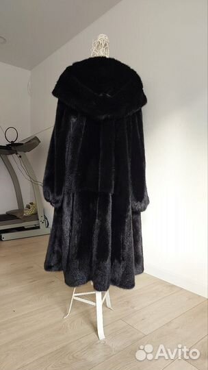 Норковая шуба новая 50-52-54 канадка