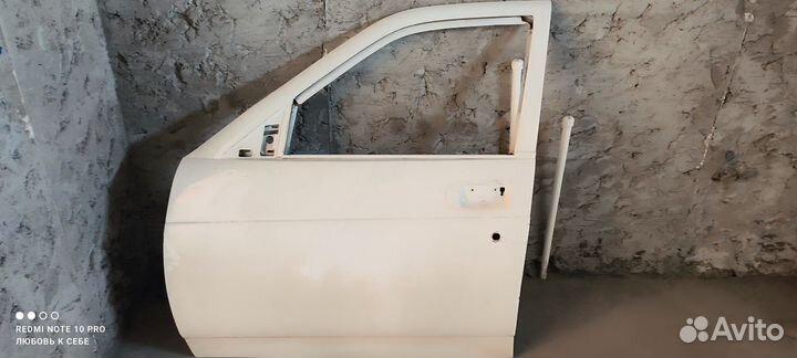 Дверь водительская на LADA priora