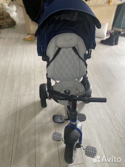 Трехколесный велосипед с родительской ручкой