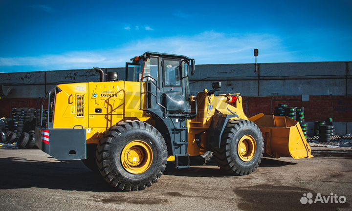 Фронтальный погрузчик Lonking LG863N, 2023