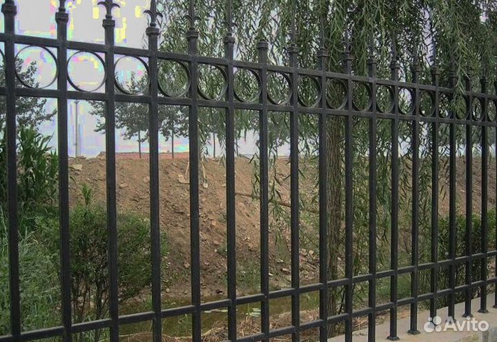 Ограды из металла Модель № 1050