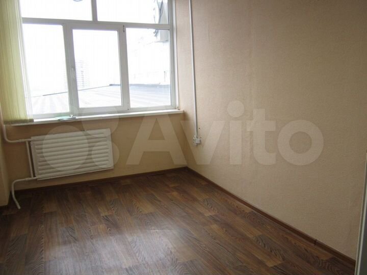 Продается офис в бизнес-центре, 260 м²