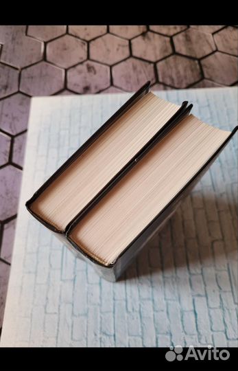 Джеймс Пятьдесят оттенков серого