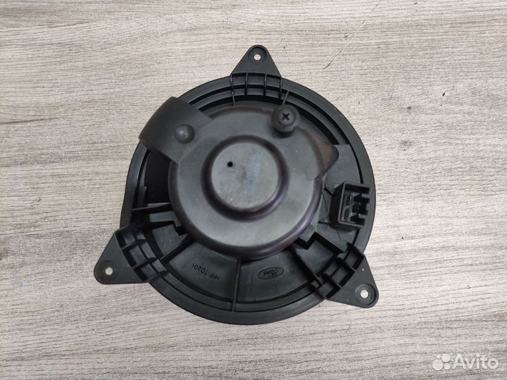 Моторчик печки (отопителя) Ford Focus 1