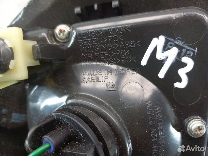 Фонарь задний внутренний левый Chevrolet Orlando 1