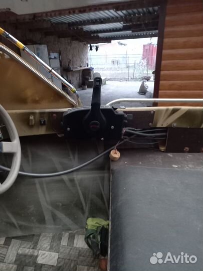 Лодка с мотором