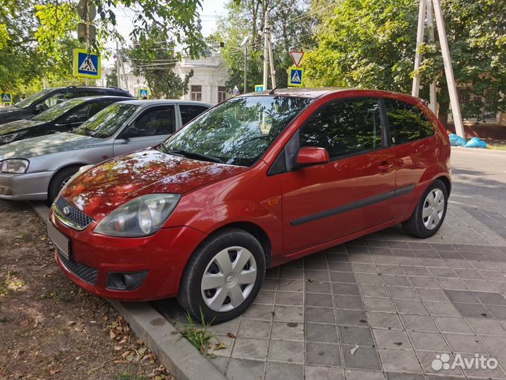 Ford Fiesta 1.6 МТ, 2007, 157 000 км