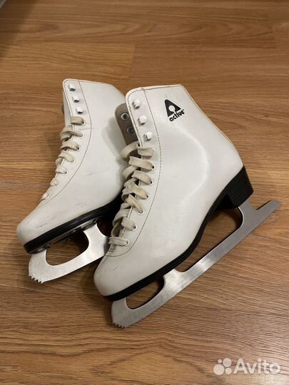 Коньки женские 37 размер