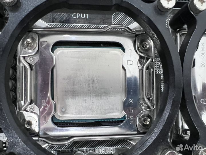Процессор Intel Xeon E5-2667 v2