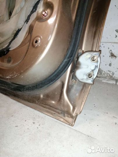 Дверь задняя левая Hyundai Santa Fe