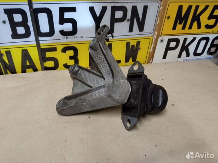 Подушка двигателя левая Qashqai J10 Megan