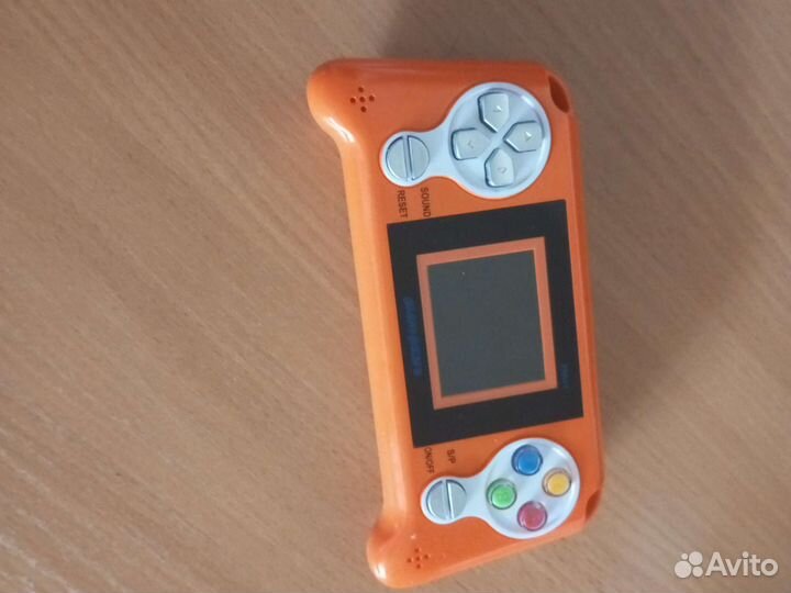 Карманная портативная система с множество игр