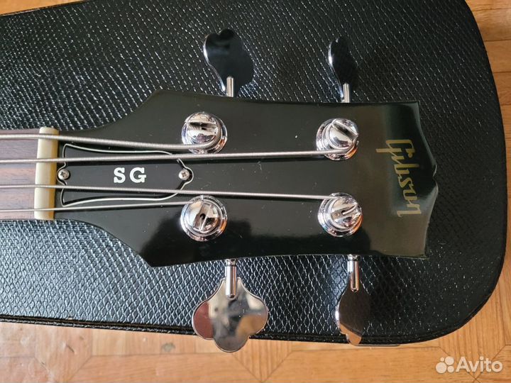 2005 Gibson EB Bass USA с оригинальным кейсом