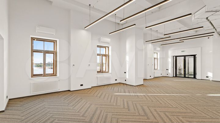 Сдам офисное помещение, 310.3 м²