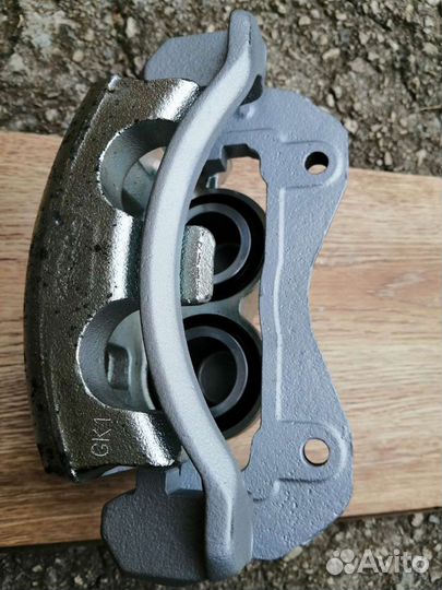 Суппорт тормозной передний правый Ssangyong Kyron