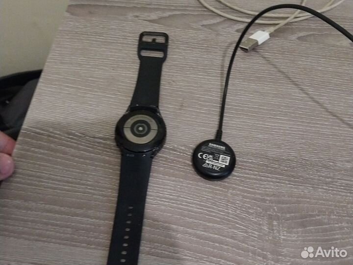 Samsung galaxy watch 4(588P)